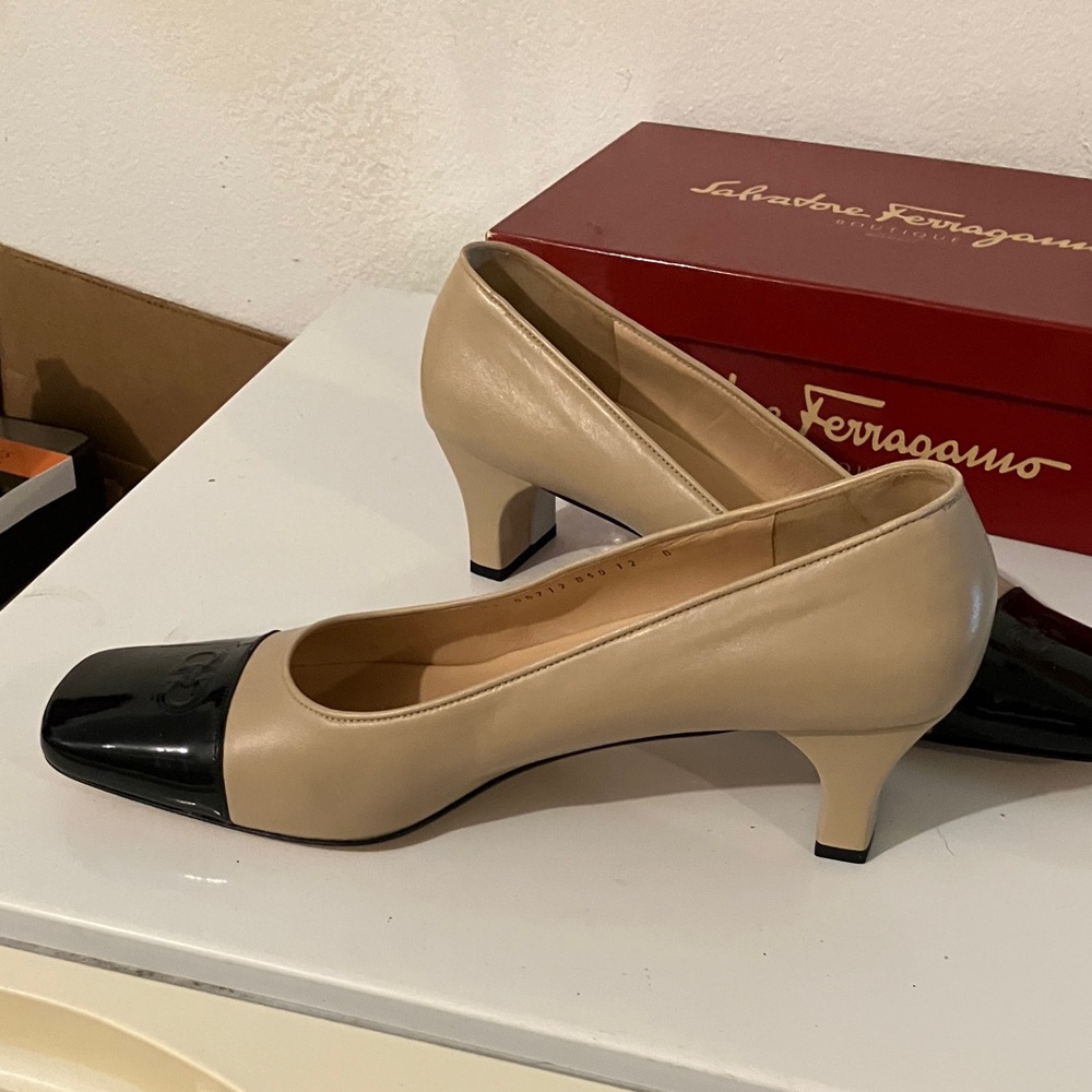Salvatore Ferragamo Beige and Black Heels